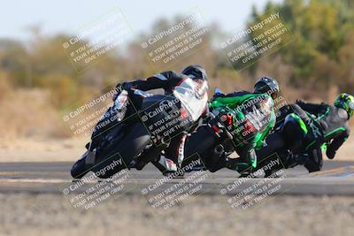 media/Dec-18-2022-SoCal Trackdays (Sun) [[8099a50955]]/Turn 7 Backside (1125am)/